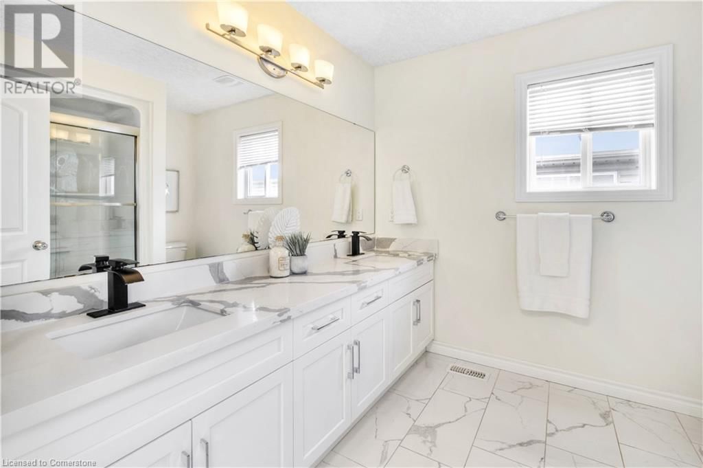 144 CINNAMON FERN STREET Image 31