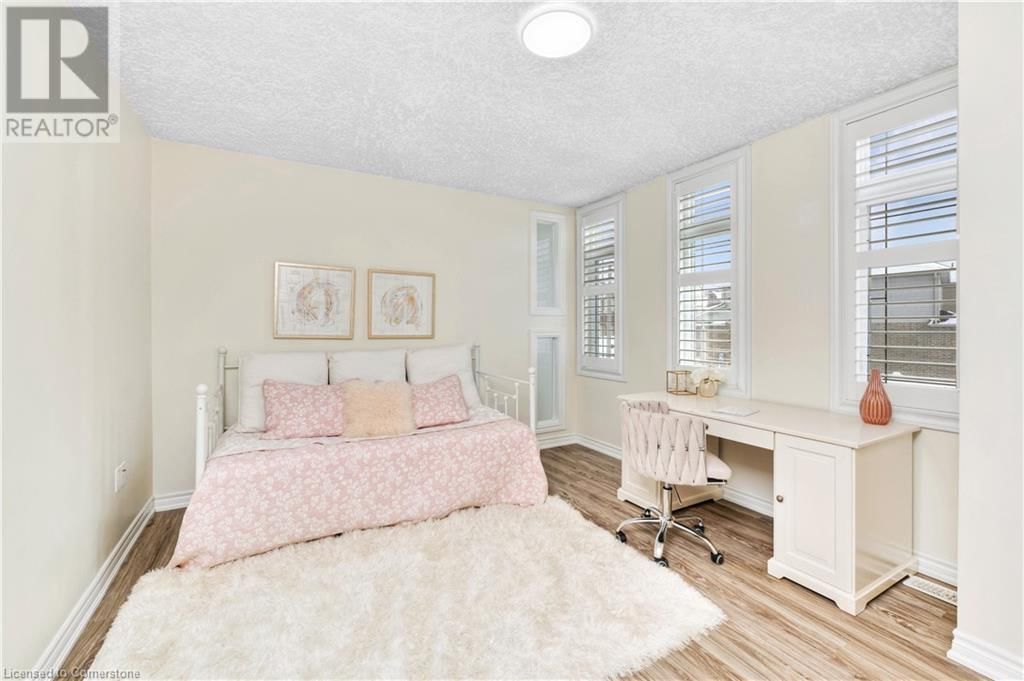 144 CINNAMON FERN STREET Image 36
