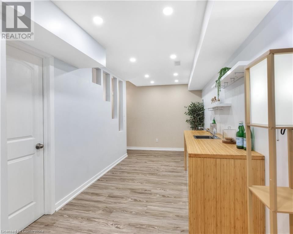 144 CINNAMON FERN STREET Image 37