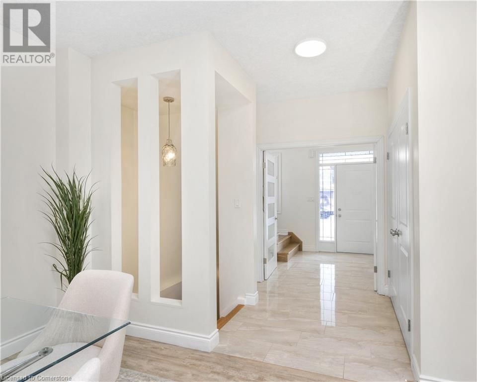 144 CINNAMON FERN STREET Image 8