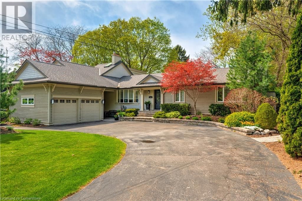 4391 LAKESHORE ROAD Image 1