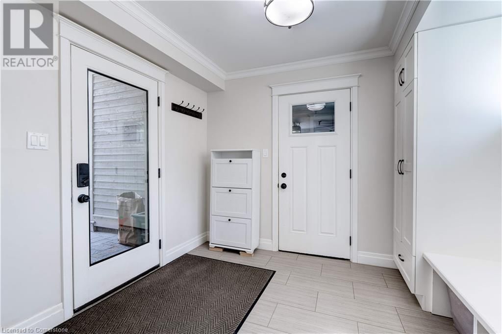 4391 LAKESHORE ROAD Image 23