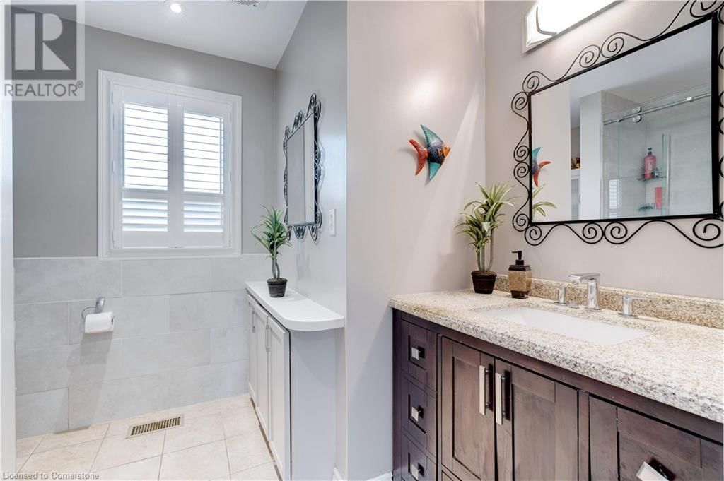 4391 LAKESHORE ROAD Image 26