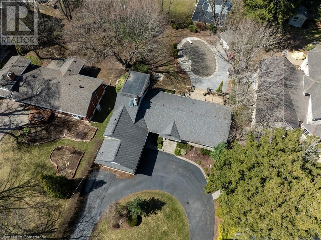 4391 LAKESHORE ROAD Image 37