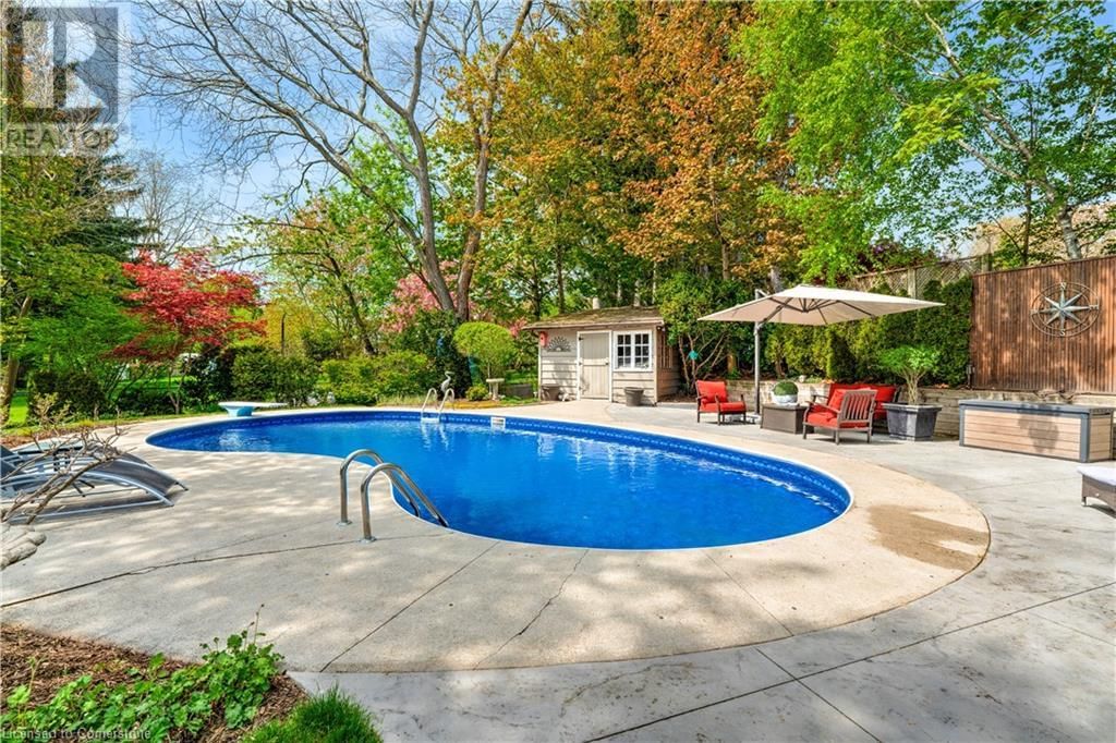 4391 LAKESHORE ROAD Image 38