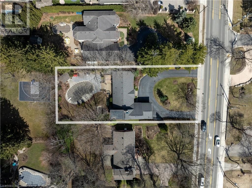 4391 LAKESHORE ROAD Image 44