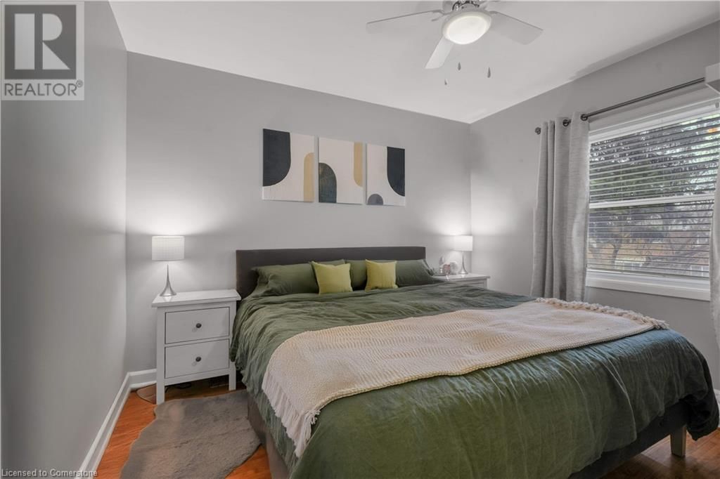 563 GUELPH STREET Image 21