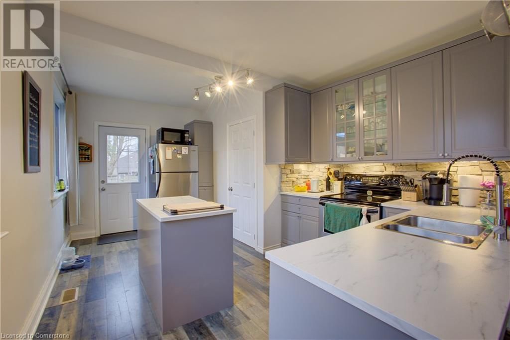 40 FREDERICK STREET SOUTH Image 9