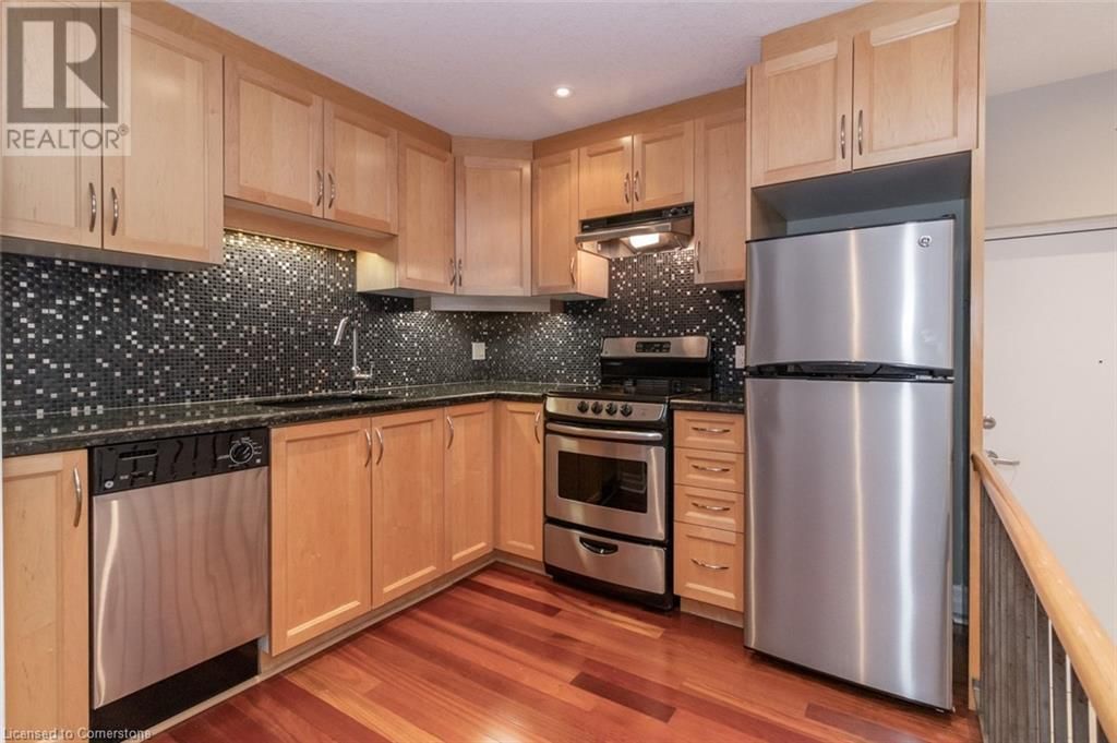 103 - 35 ALEXANDRA AVENUE Image 4
