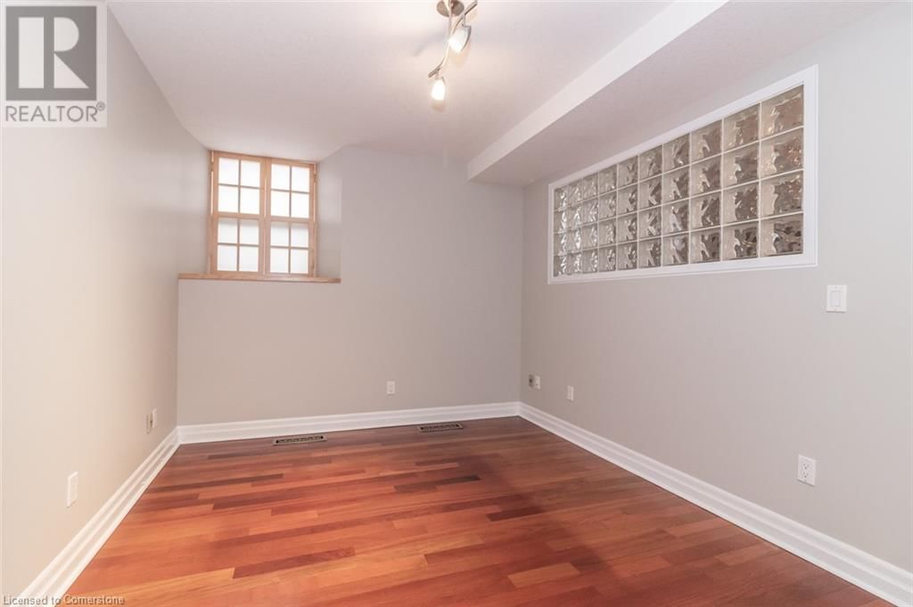 103 - 35 ALEXANDRA AVENUE Image 7