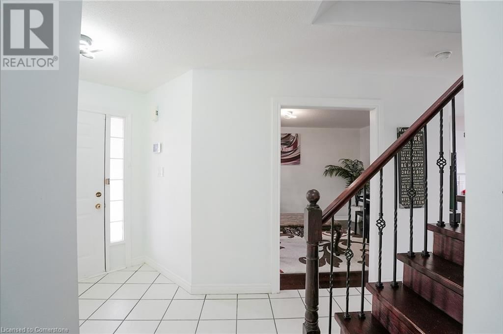 76 COUNTRY CLUB DRIVE Image 10