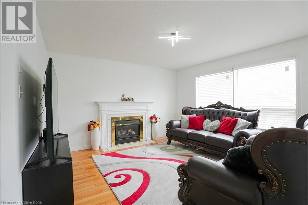 76 COUNTRY CLUB DRIVE Image 16