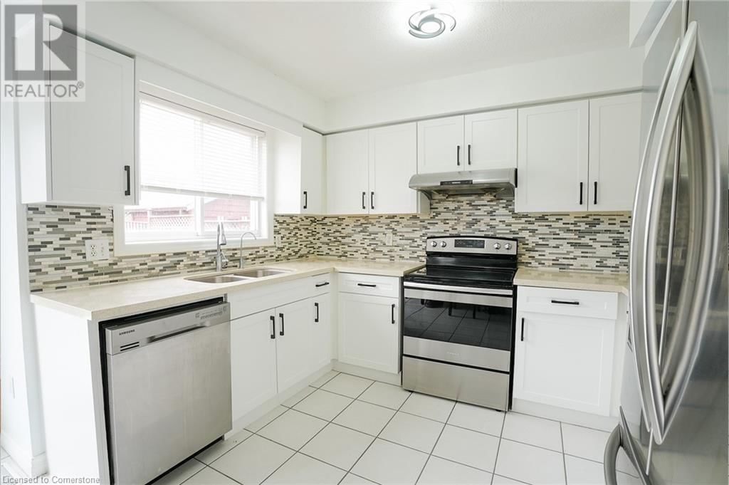 76 COUNTRY CLUB DRIVE Image 21