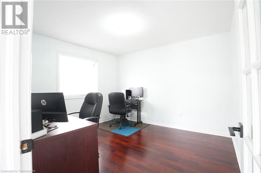 76 COUNTRY CLUB DRIVE Image 22