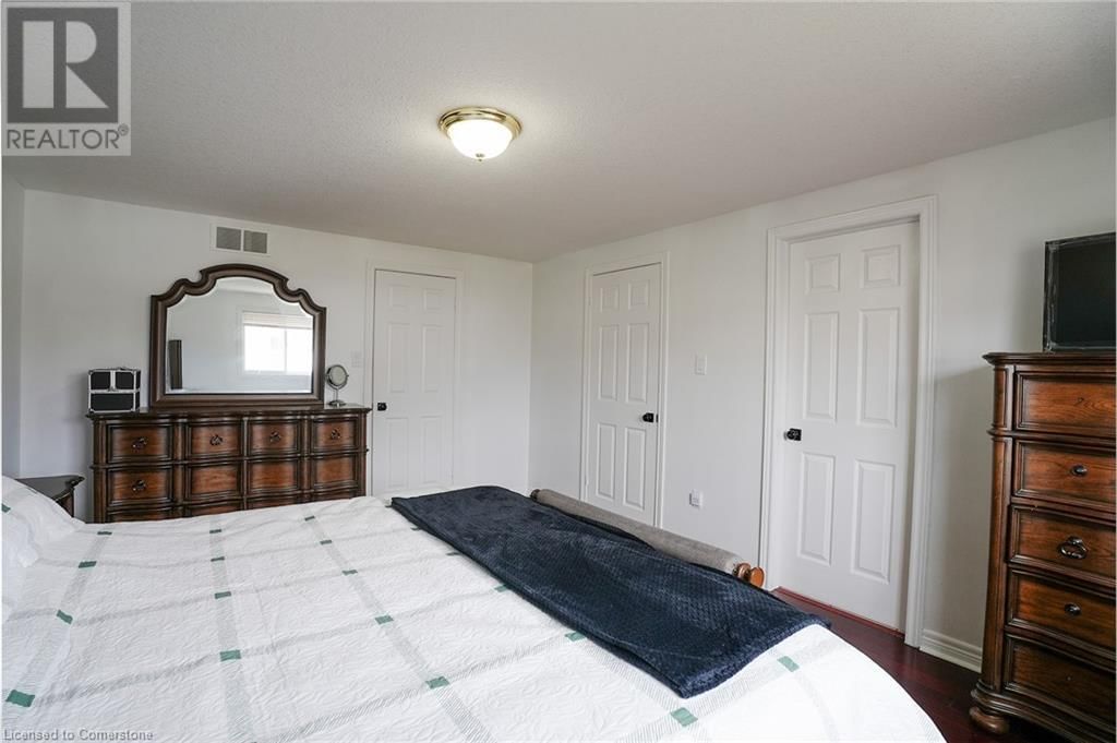 76 COUNTRY CLUB DRIVE Image 27