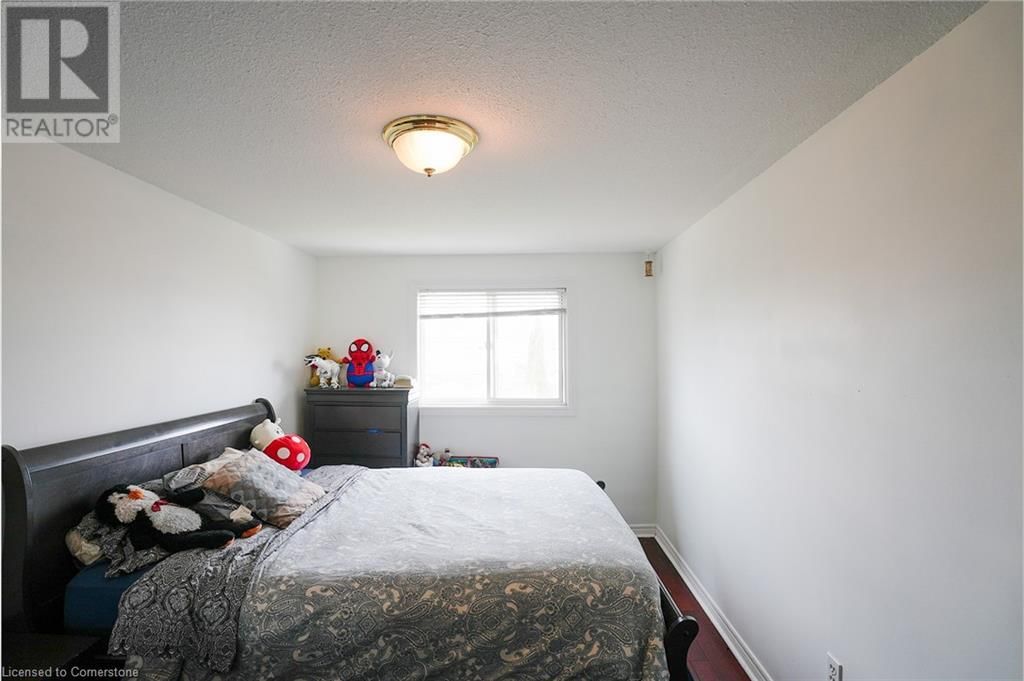 76 COUNTRY CLUB DRIVE Image 33