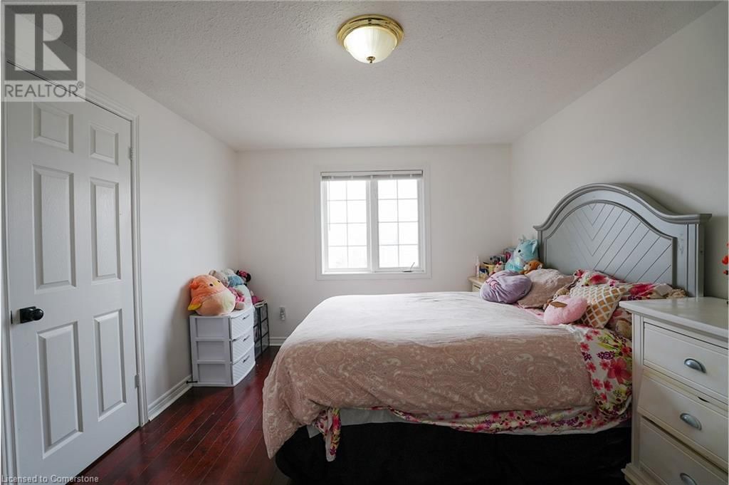 76 COUNTRY CLUB DRIVE Image 36