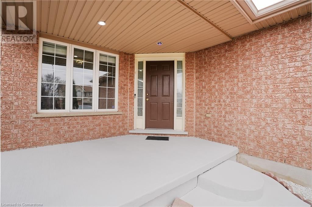 76 COUNTRY CLUB DRIVE Image 4