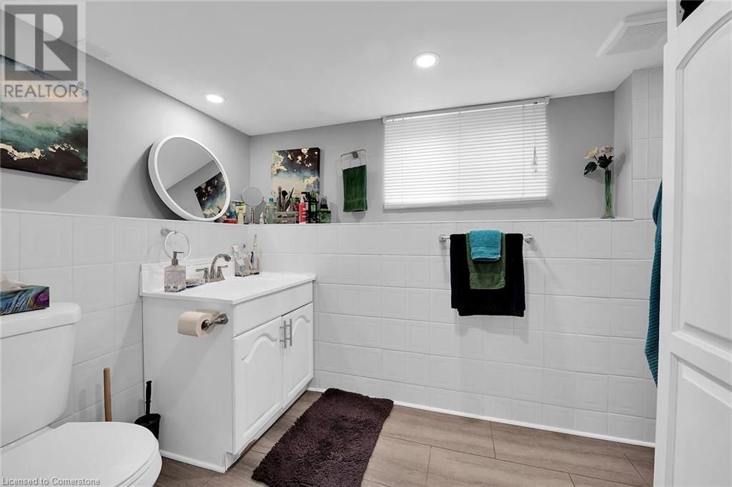 31 CENTENNIAL PARKWAY Image 32