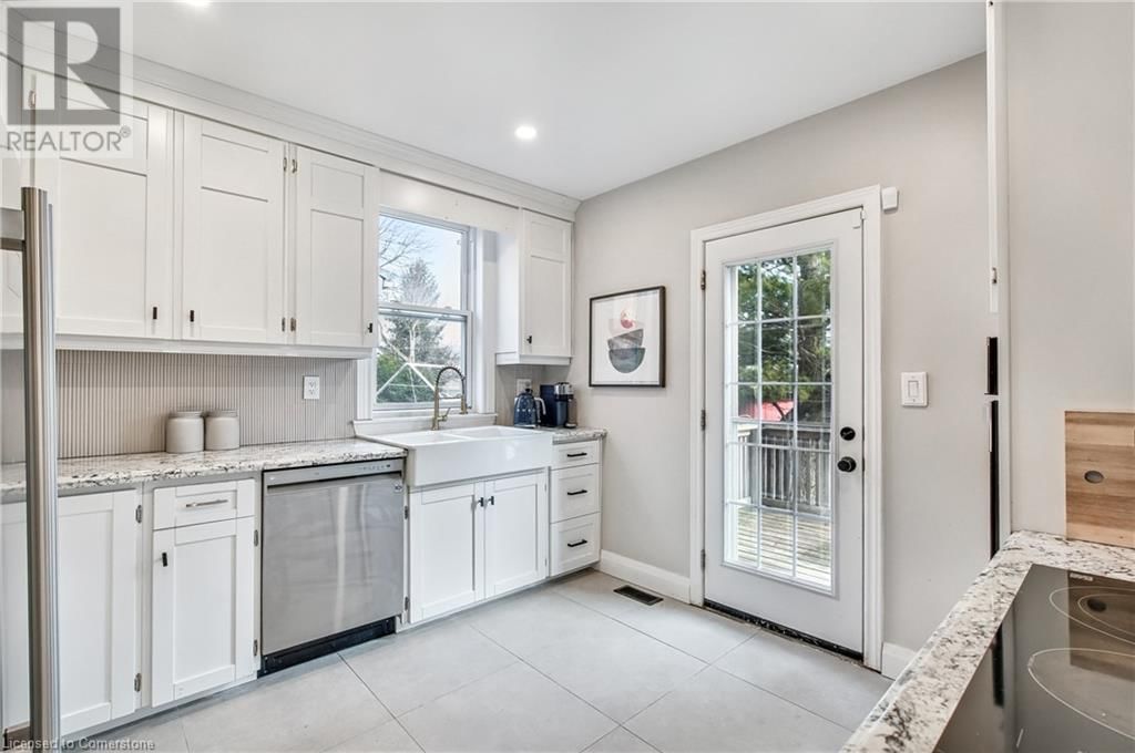 131 ALPINE AVENUE Image 13