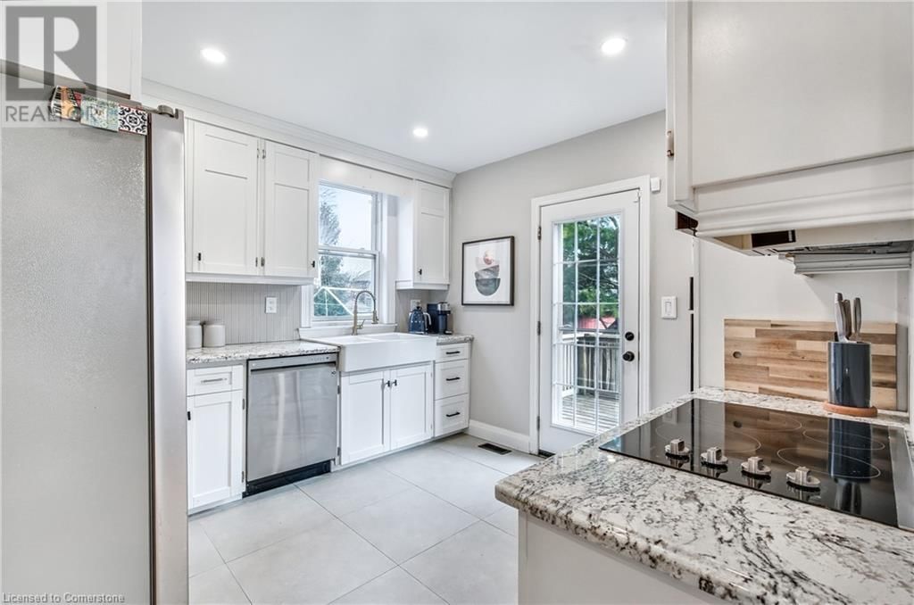 131 ALPINE AVENUE Image 14