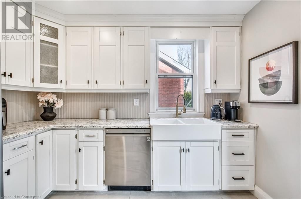 131 ALPINE AVENUE Image 15