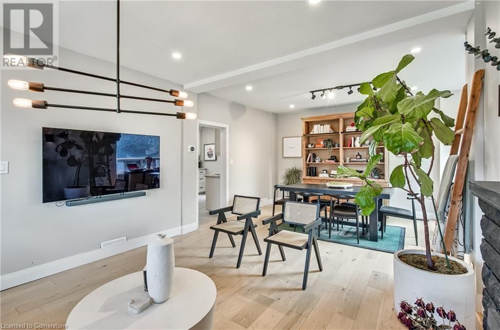 131 ALPINE AVENUE Image 24