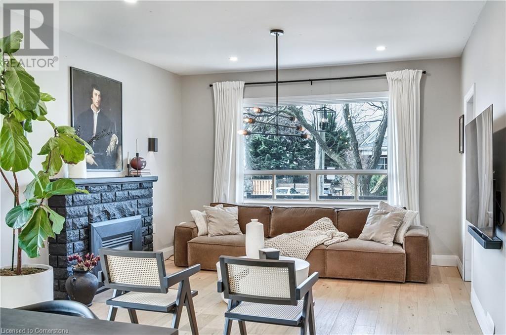 131 ALPINE AVENUE Image 26
