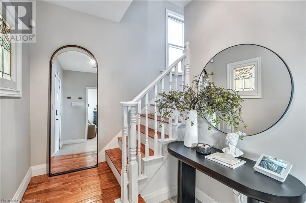 131 ALPINE AVENUE Image 28