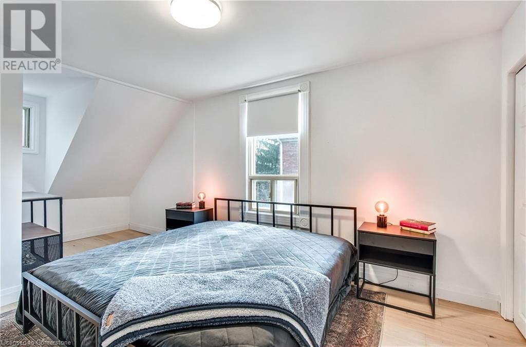 131 ALPINE AVENUE Image 33