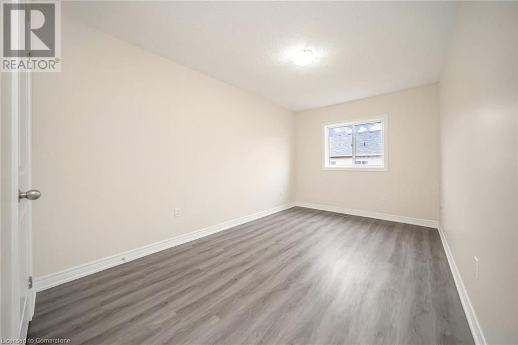57 REDCEDAR CRESCENT Image 36