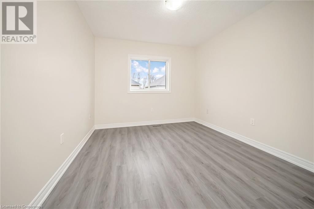 57 REDCEDAR CRESCENT Image 38