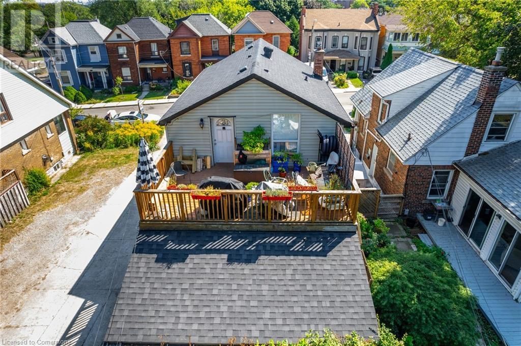 149 STRATHCONA AVENUE NORTH Image 42