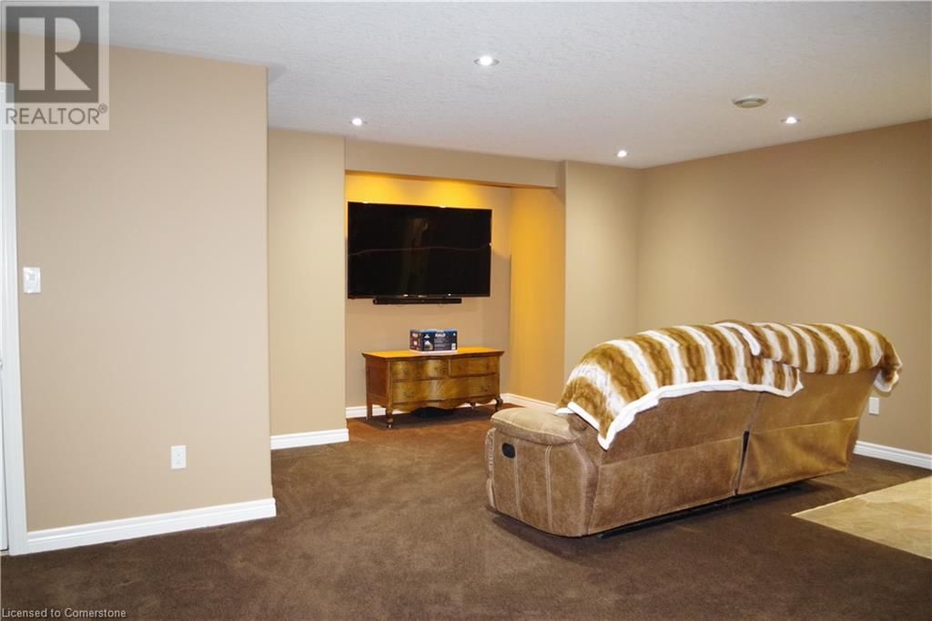 161 BROCK STREET Image 30