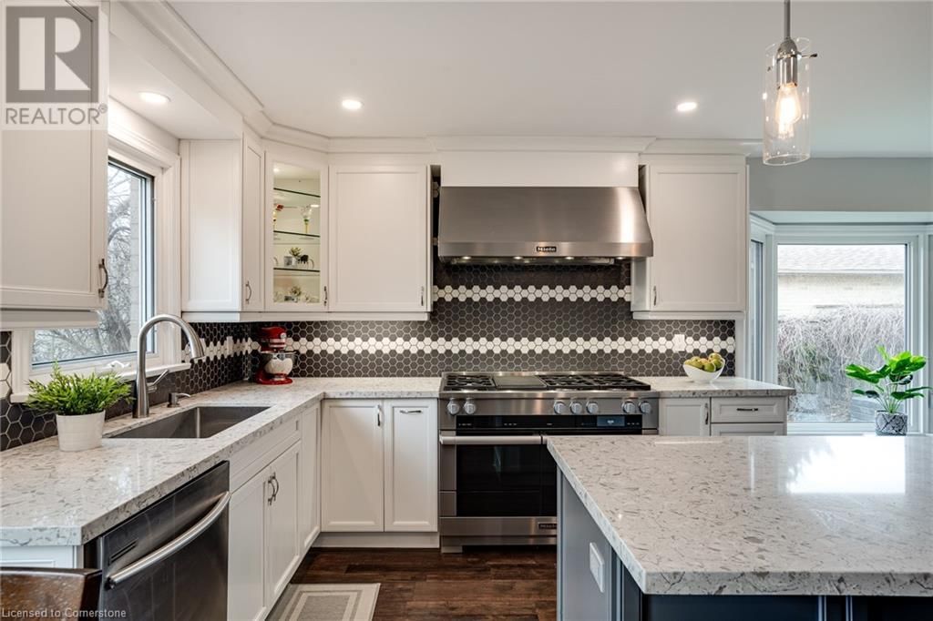 2233 TOWNE BOULEVARD Image 1