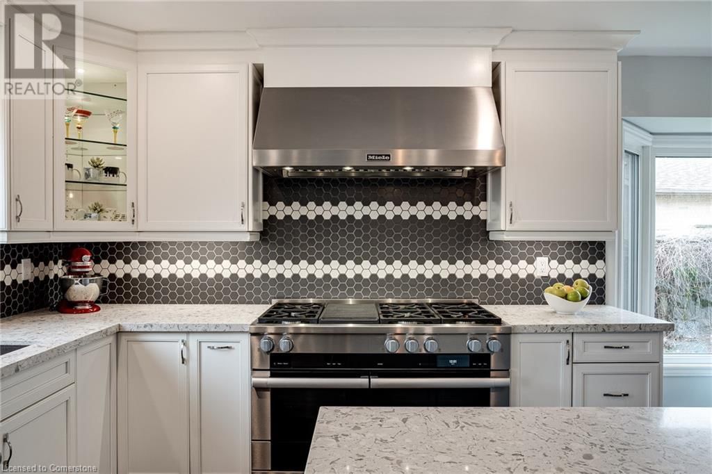 2233 TOWNE BOULEVARD Image 2