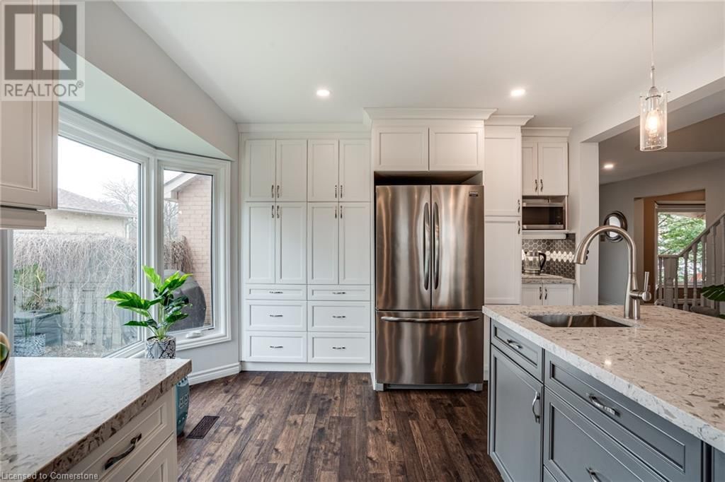 2233 TOWNE BOULEVARD Image 4