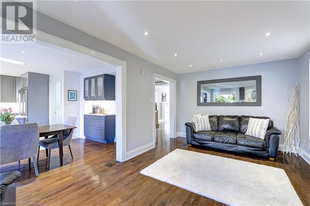 39 IONA CRESCENT Image 11