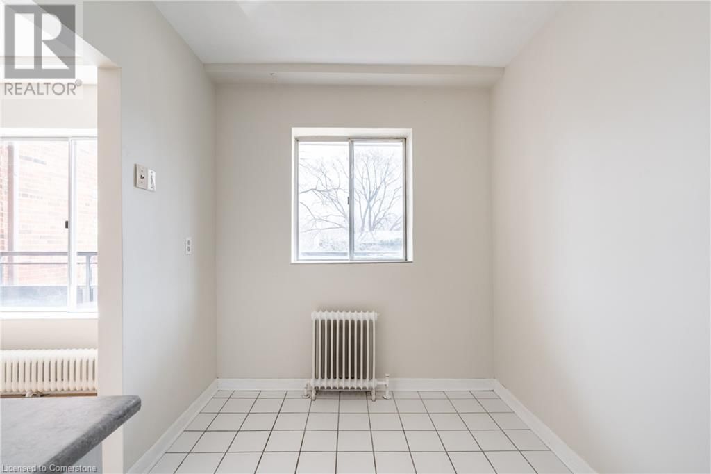 11 - 2433 FIRST STREET Image 17