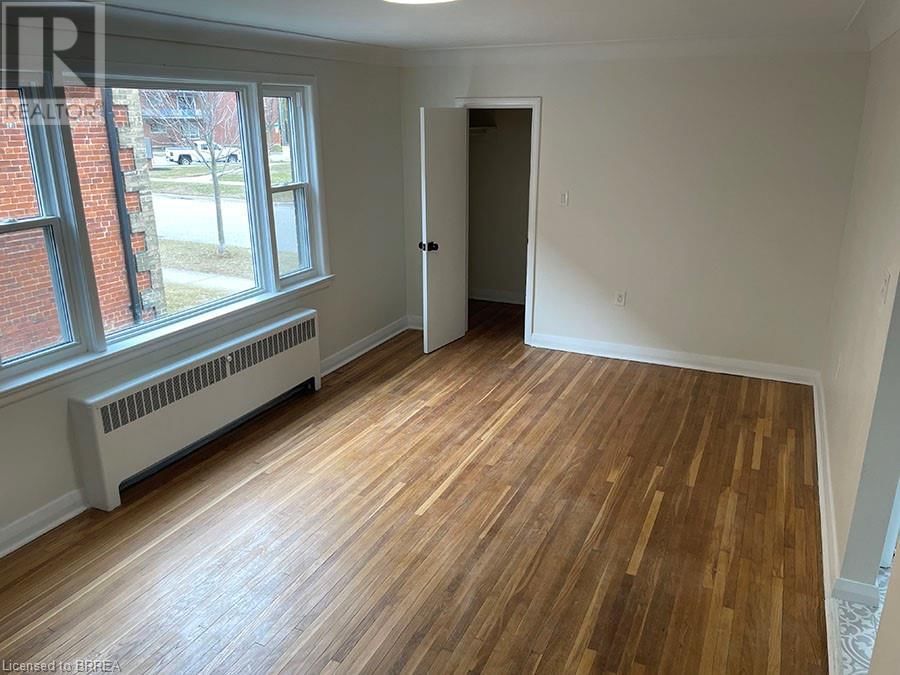 11-#2 - 7 SHERIDAN STREET Image 6