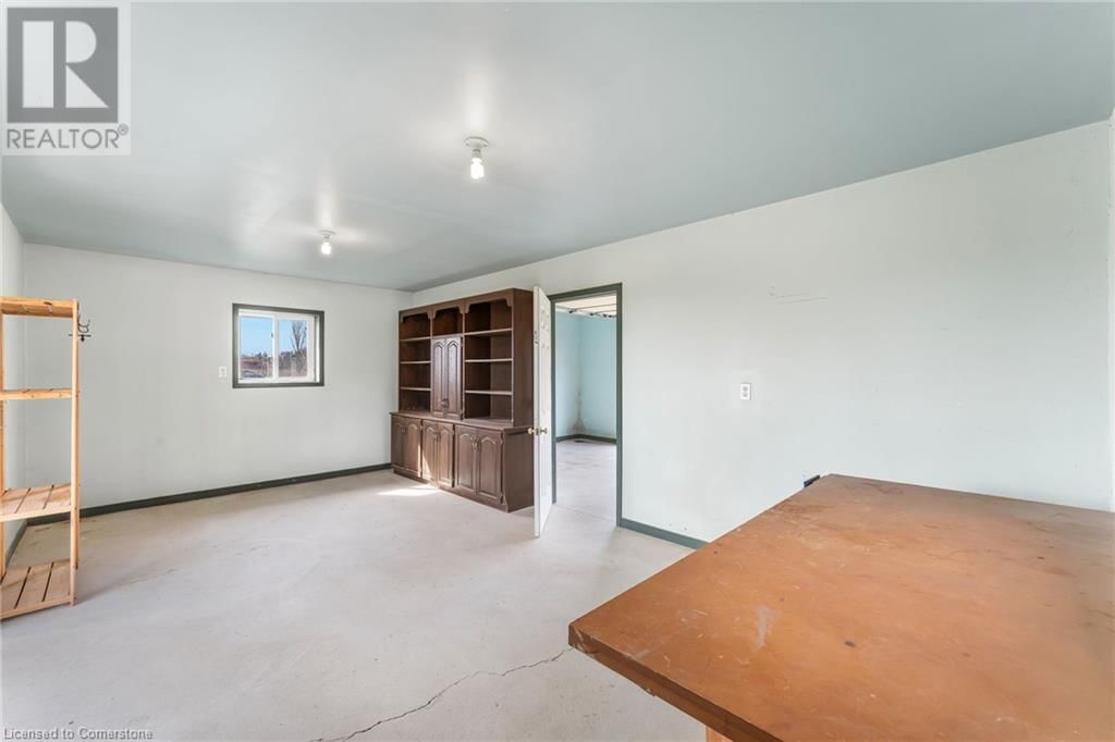 3503 LAKESHORE ROAD Image 32