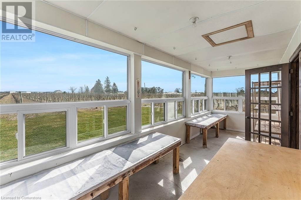 3503 LAKESHORE ROAD Image 33