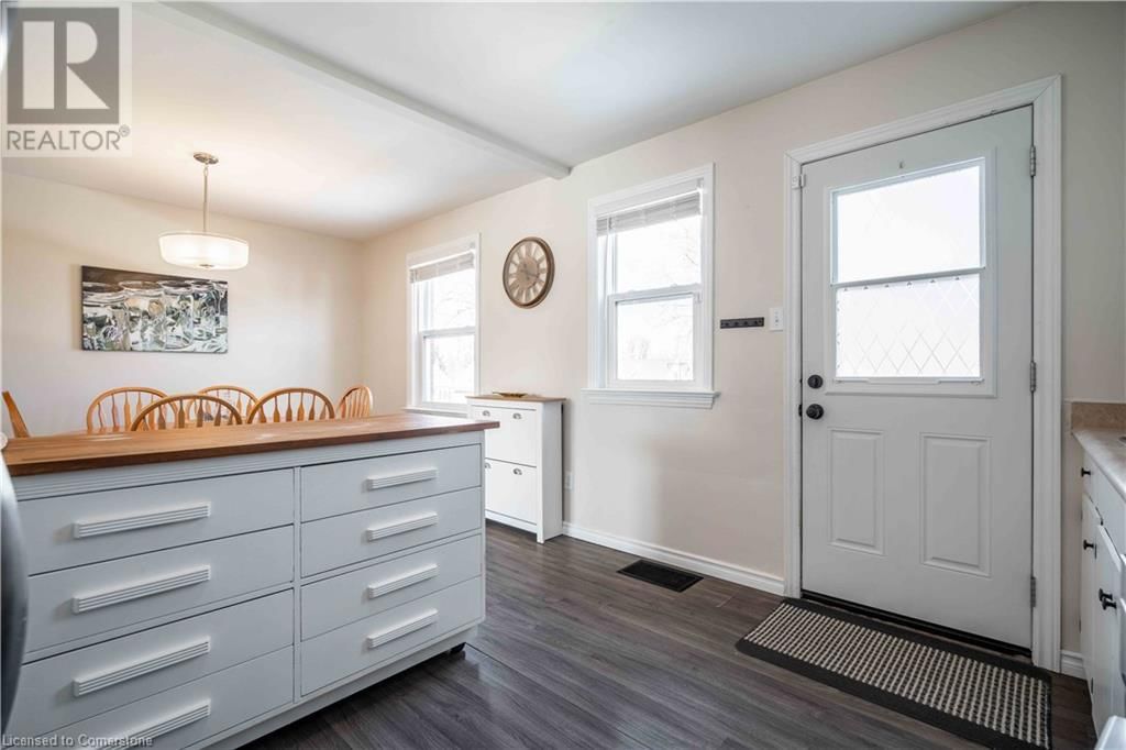 2279 KING STREET EAST Image 13
