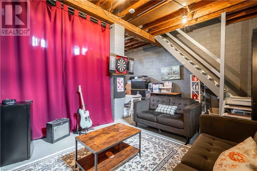 2279 KING STREET EAST Image 23