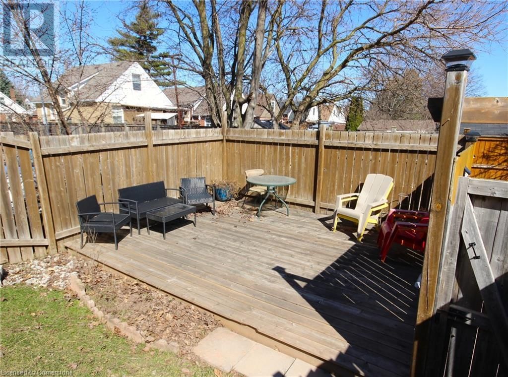 2279 KING STREET EAST Image 30