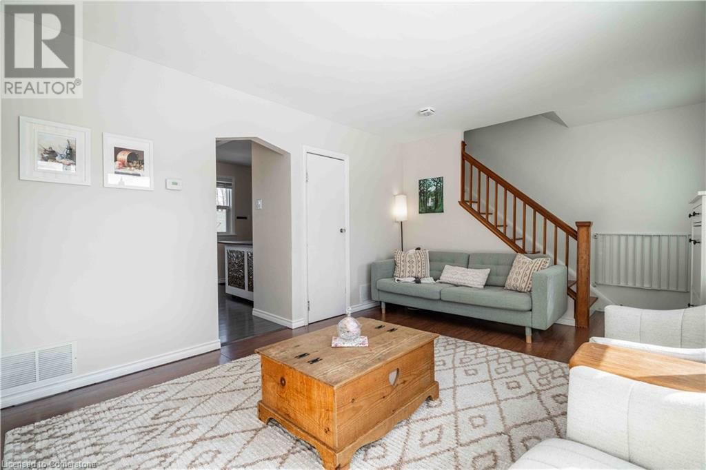 2279 KING STREET EAST Image 4