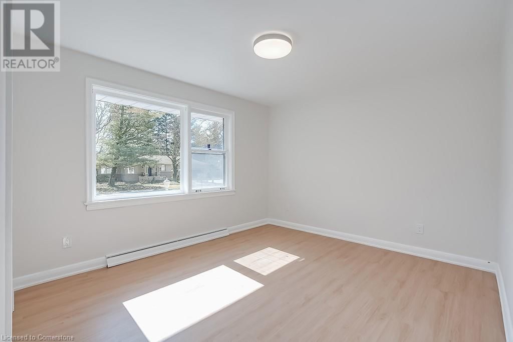 2063 GLENFOREST CRESCENT Image 20