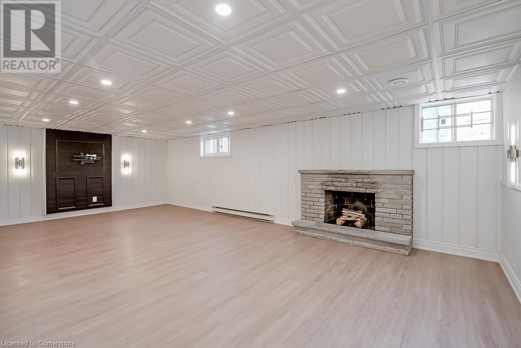 2063 GLENFOREST CRESCENT Image 27