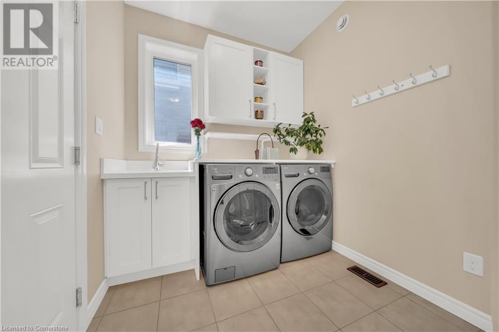 437 ZELLER DRIVE Image 10
