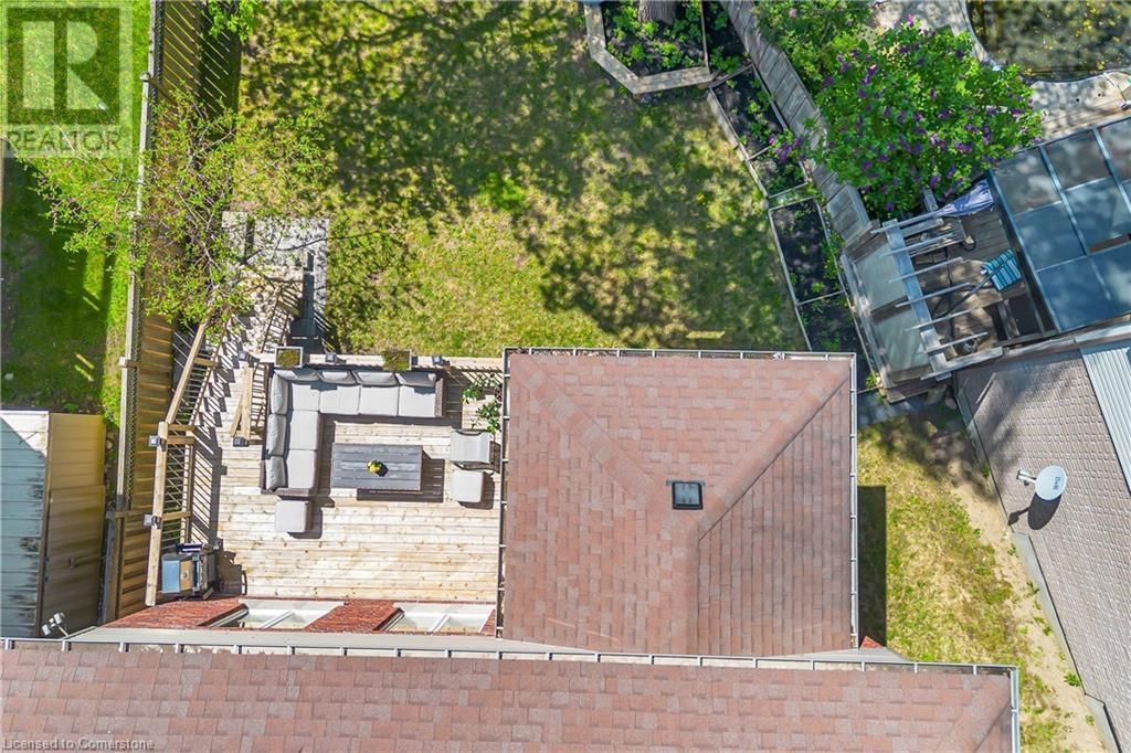 437 ZELLER DRIVE Image 3